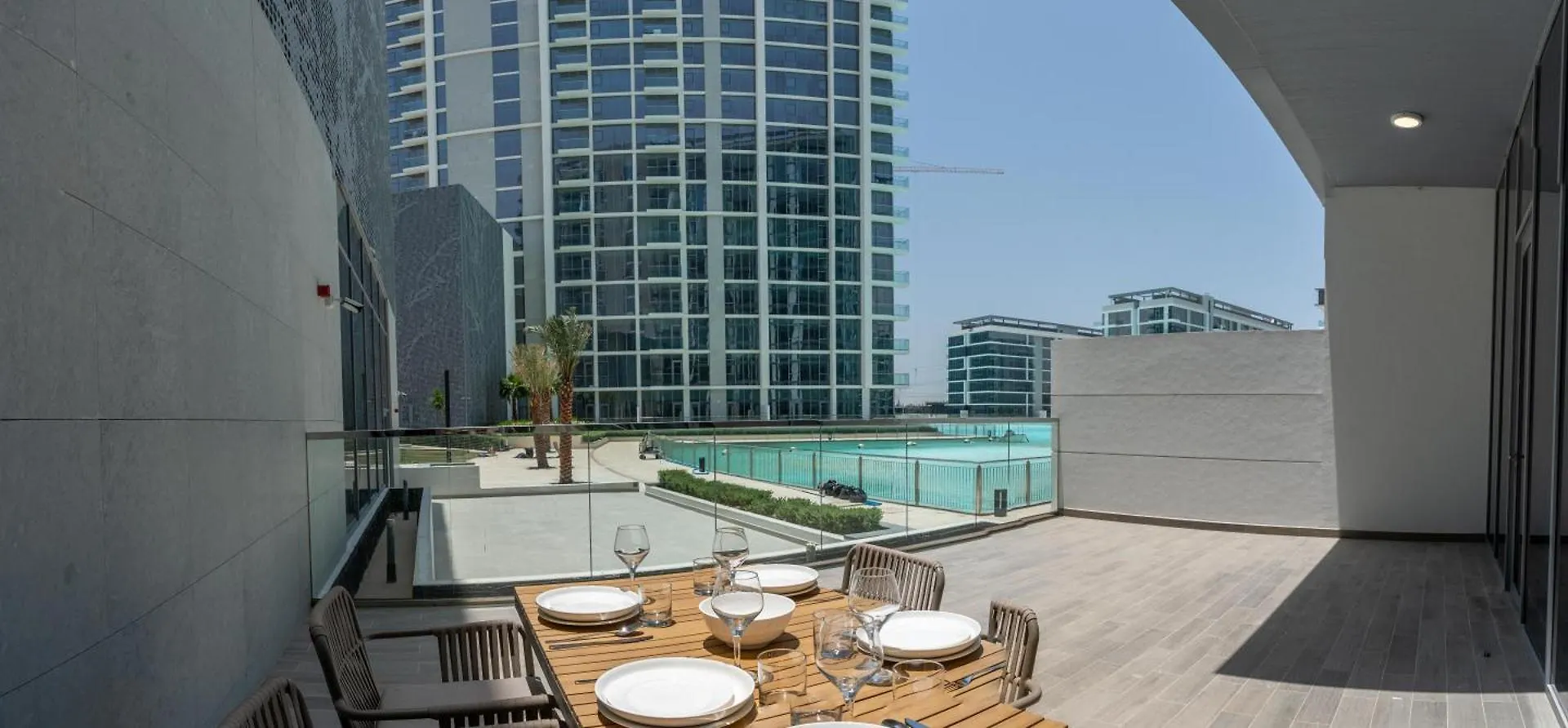 Luxury Apartment In Dubai Center, District One