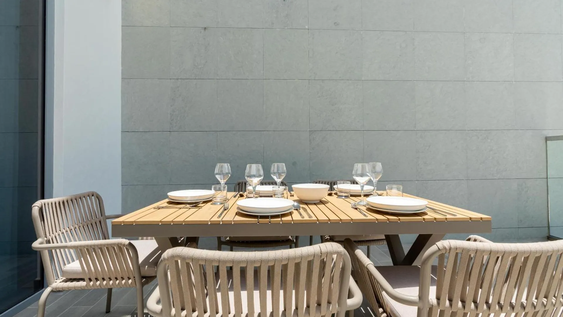 Luxury Apartment In Dubai Center, District One United Arab Emirates
